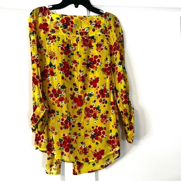 Postmark Anthropologie Floral Lemon Drop Top - Picture 6 of 10